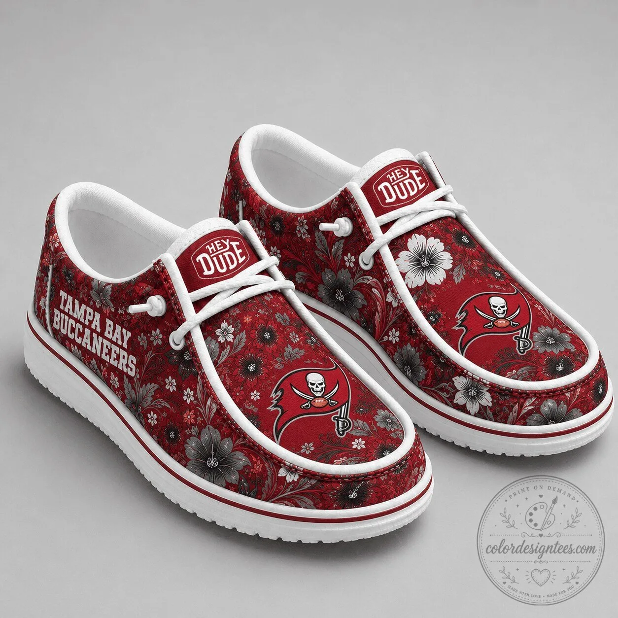 Tampa Bay Buccaneers Floral Pattern Red Loafer Shoes for Men and Women