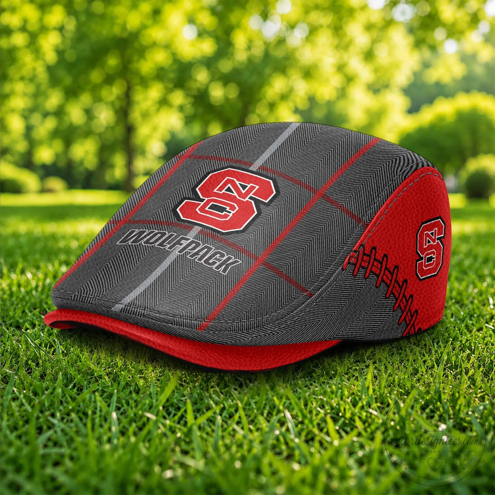 NCAA Golf Flat Cap Hat for North Carolina State Wolfpack Fans